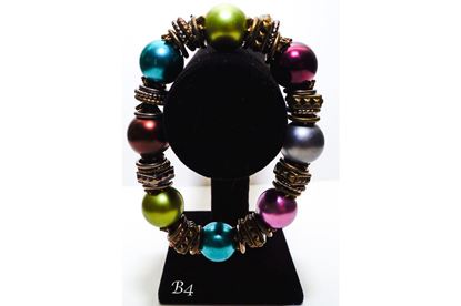 Multi-Color Jumbo Pearl Bracelet
