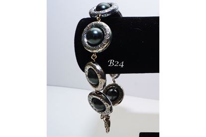 Hematite Tone Grey Acrylic Pearl Link Bracelet